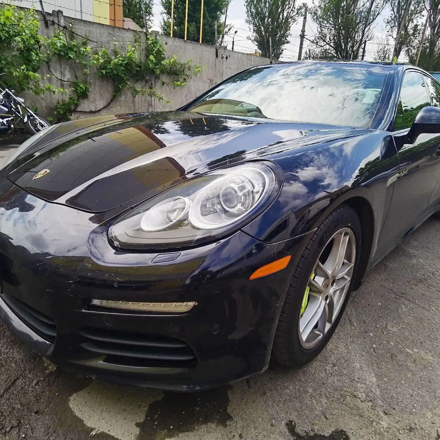 Porsche Panamera S E-Hybrid у нашому сервісі
